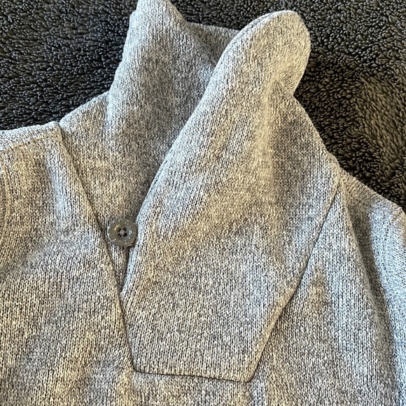 Grey pullover - Picture 3 of 3